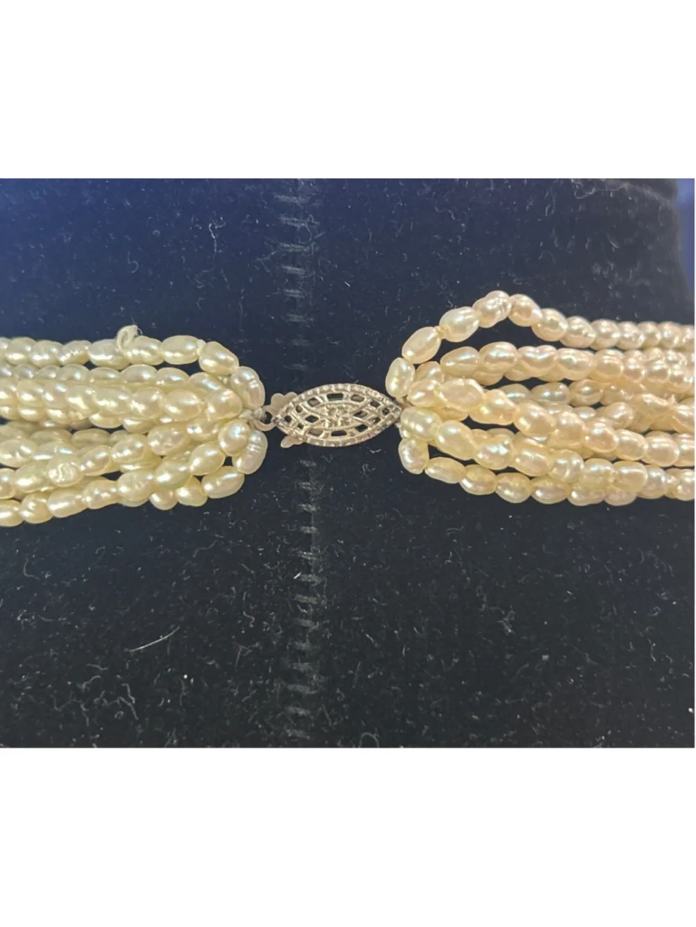 Women's Unbranded Multi-Strand Pearl Necklace 15” Cream Silver - Picture 2 of 2